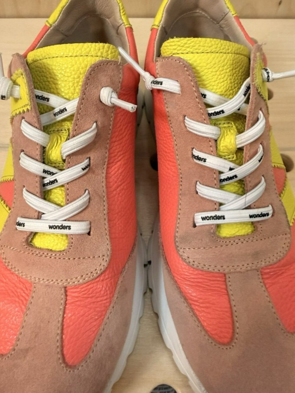 $250 Wonders Racing Coral Combo Racers Running Shoes Leather Wondersfly Gel - Picture 4 of 11